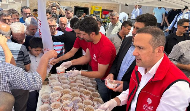 Diyarbakır, Bingöl, Batman ve Mardin'de 9 Bin Kişiye Aşure İkram Edildi