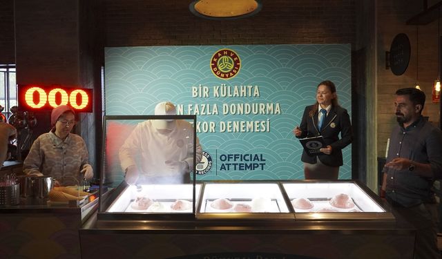 Kahve Dünyası, dondurma ustası Gökhan Şahin ile Guinness World Records'a adını yazdırdı