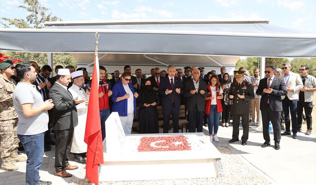 Mardin'de 15 Temmuz Demokrasi ve Milli Birlik Günü dolayısıyla şehit kabirleri ziyaret edildi
