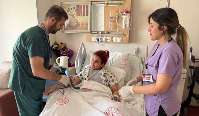 Mardin'de yüksekten düşen kadın geçirdiği iki cerrahi müdahaleyle sağlığına kavuştu