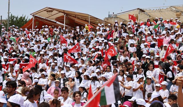 Şanlıurfa'da çocuklar Gazzeli yaşıtları için toplandı