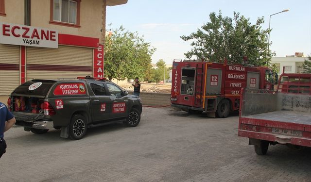Siirt'te bir apartman dairesinde çıkan yangında 5 kişi dumandan etkilendi