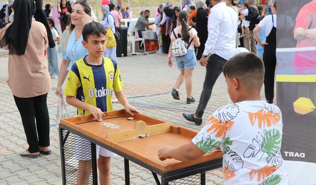 Siirt'te 'Çocuk Şenliği' düzenlendi