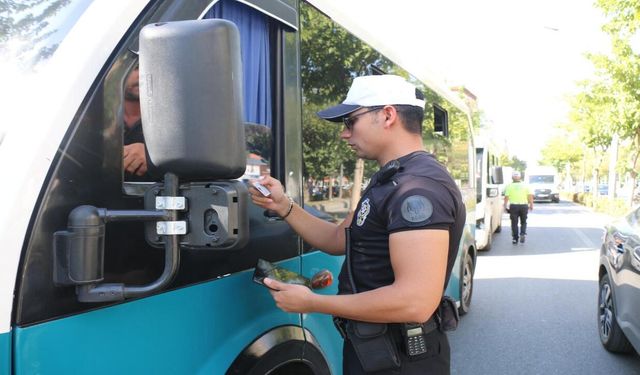Batman'da Taksi, Minibüs ve Servis Araçlarına Sıkı Denetim