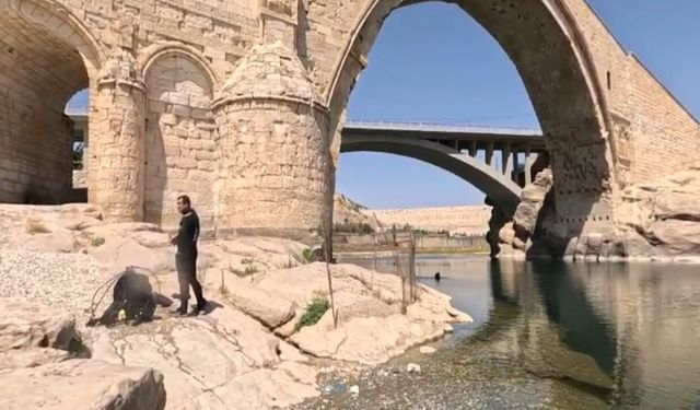 Malabadi'de Suya Düşen Telefon Sahibine Teslim Edildi