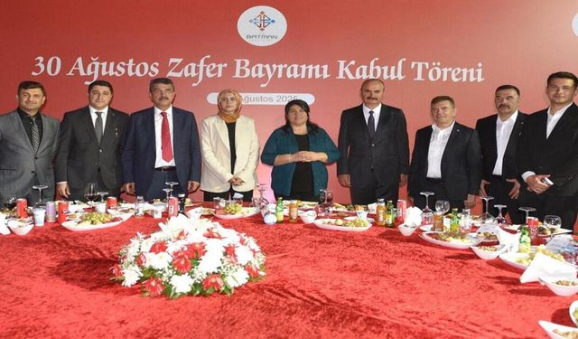 BATSO Başkanı Demir, 30 Ağustos Resepsiyonunda Yer Aldı