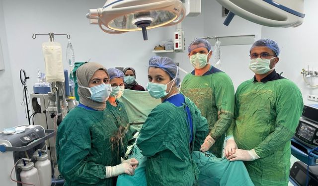 Diyarbakır'da hastanın karnından 6 kilo 500 gram kitle çıkarıldı