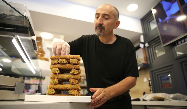 Diyarbakır'da talep üzerine şeker oranı yüzde 80 düşürülmüş 'çıtır kadayıf' üretildi