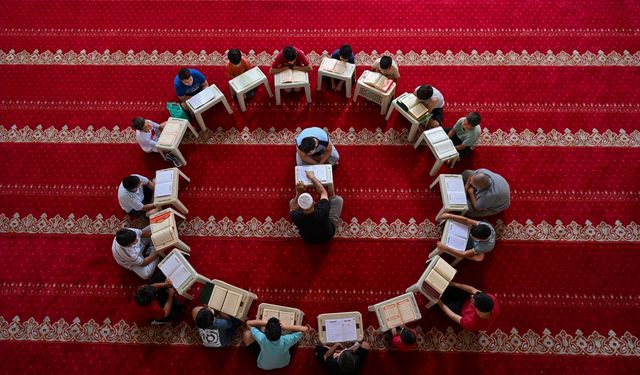 Down sendromlu Enes, Kur'an kursunun neşesi ve ilgi kaynağı oldu