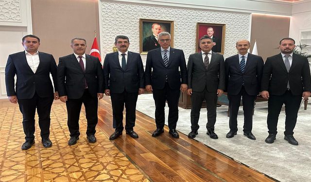 Batmanlı Siyasetçiler'den Sağlık Bakanı'na Kritik Ziyaret
