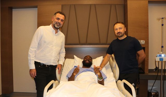 Gaziantep FK, M'Bakata'nın sağlık durumu hakkında açıklama yaptı