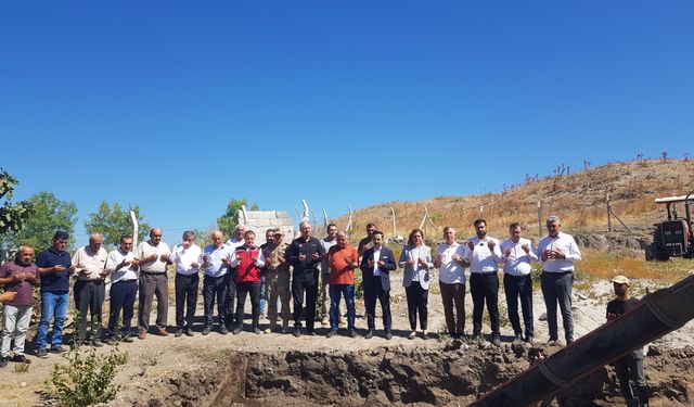 Gaziantep'te depremzede yetiştiricilere ahır desteği ve rezerv alanda anahtar teslimi