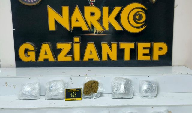 Gaziantep'te otomobilde 5 kilo 400 gram uyuşturucu ele geçirildi