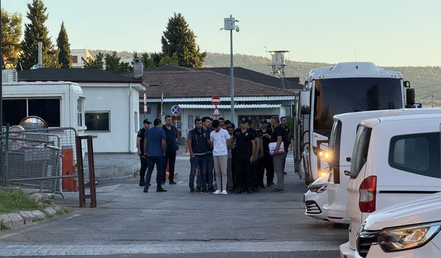 GÜNCELLEME - Gaziantep'te kaza süsüyle esnafı gasbeden 6 şüpheli tutuklandı