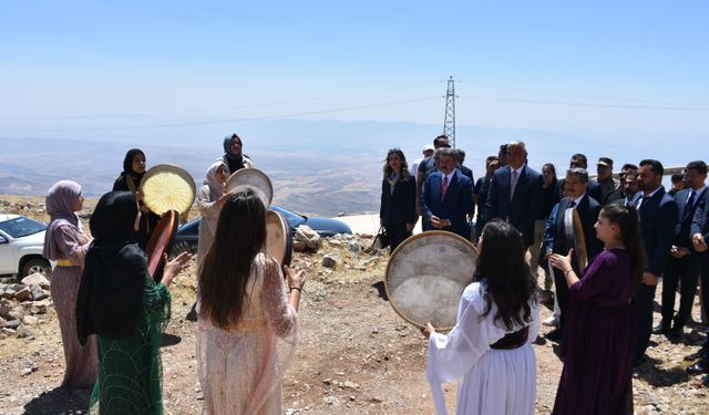 Kültür ve Turizm Bakanı Ersoy, Cudi Dağı Sefine bölgesinde incelemelerde bulundu