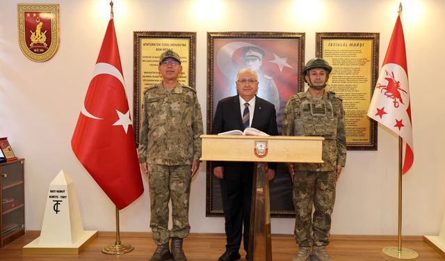 Milli Savunma Bakanı Güler, 23'üncü Piyade Tümen Komutanlığı'nda incelemelerde bulundu
