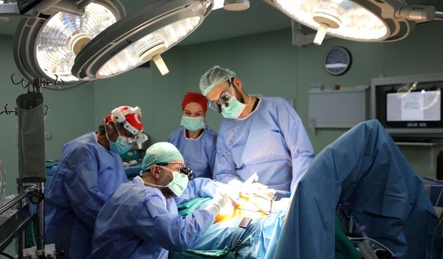 Önce doğum yaptı, ardından kalp ameliyatına alındı