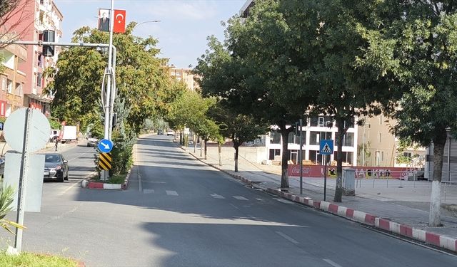 Siirt ve Batman'da Sıcak Hava Hayatı Olumsuz Etkiliyor