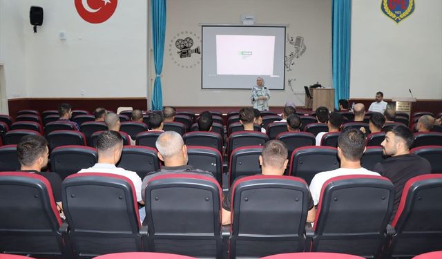 Yeşilay'dan Batman Cezaevinde Bağımlılıkla Mücadele Eğitimi