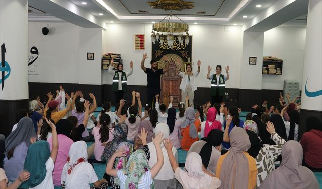 Yeşilay’dan Kur’an Kursu Öğrencilerine Teknolojiye Karşı Farkındalık Eğitimi