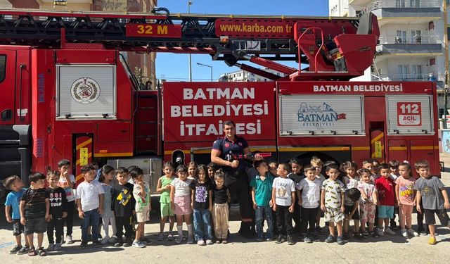 Batman Belediyesi İtfaiyecileri - Miniklerin Kahramanı