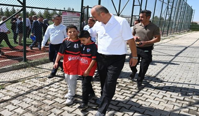 Vali Canalp'ten Semt Sahasına Yeşil Işık