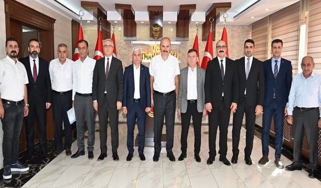 Valimiz, İl Kutlama Komitesini Makamında Ağırladı