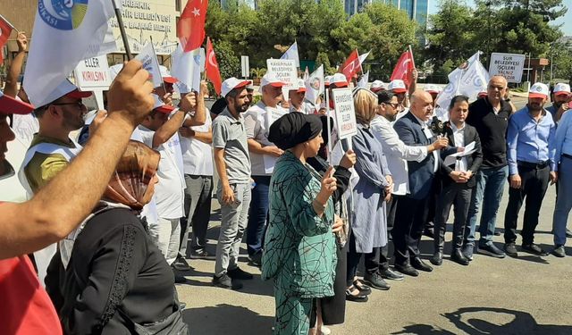 Diyarbakır'da Belediye İşçileri Eylemde