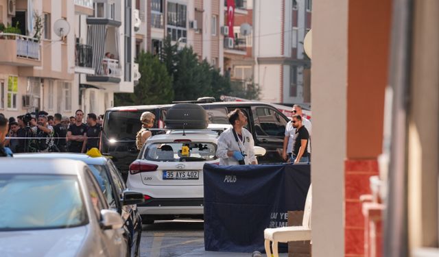İzmir'de Polis Merkezine Silahlı Saldırı: 2 Polisimiz Şehit