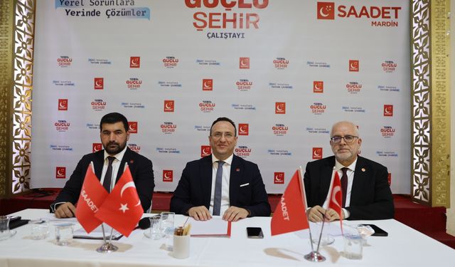 Saadet Partisi Genel Başkan Yardımcısı Tekin, Mardin'deki çalıştayda konuştu: