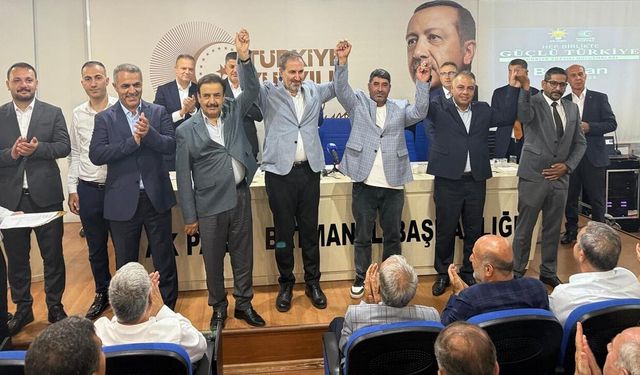 AK Parti Batman'da 'Türkiye Yüzyılı'nı Anlattı