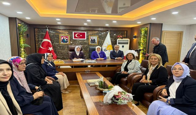 Bakan Göktaş'tan AK Parti Batman'a Ziyaret