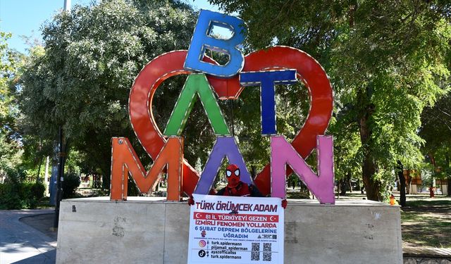 Türkiye'yi Gezen 'Örümcek Adam' Batman'da İlgi Odağı Oldu