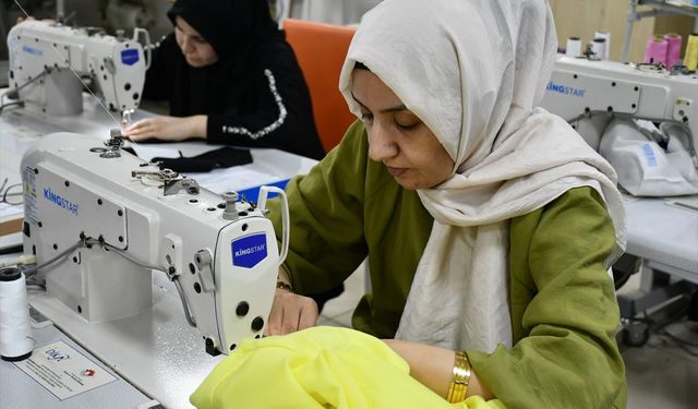 Batman Üniversitesi Tekstil Atölyesi, Eğitim ve Yardım Merkezi Oldu