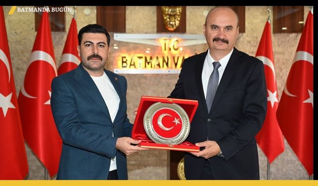 Genç Sağlık Sendikası Başkanı Osman Kaya Batman Valisi'ni Ziyaret Etti