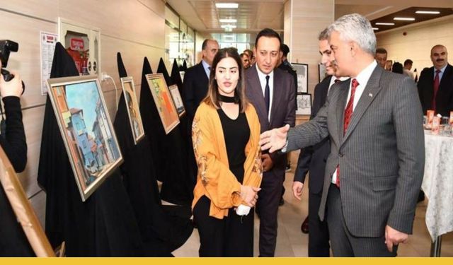 Diyarbakır'da Çocuk ve Genç Hükümlülerin Sergisi Büyük İlgi Gördü