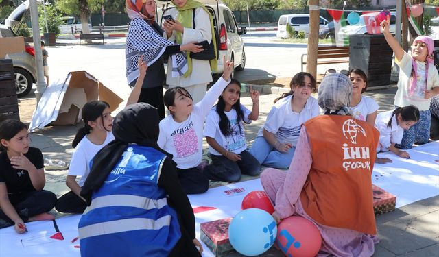 Siirt'te Filistinli Çocuklar İçin Resim Etkinliği Düzenlendi
