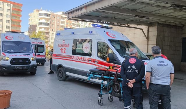 Siirt'te Ticari Araba Devrildi