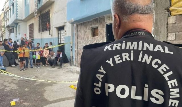 Gaziantep'te Kardeş Abisini Bıçakladı