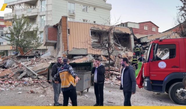 Gebze'de 6 Katlı Binanın Çöküşü Bölgeyi Sarstı