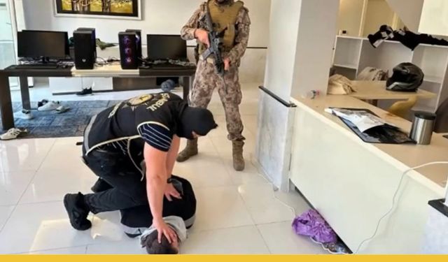 ‘Yolyemezler’ Lideri Mutfak Dolabında Yakalandı