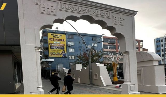 Batman'ın 'Şemsiyeli Sokağı' Modern Görünüme Kavuştu