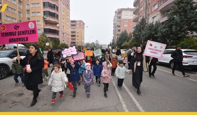 Batmanlı Çocuklardan Filistin'e Destek