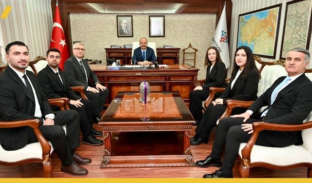 Batman'da Öğretmenlerden Vali Canalp'e Ziyaret