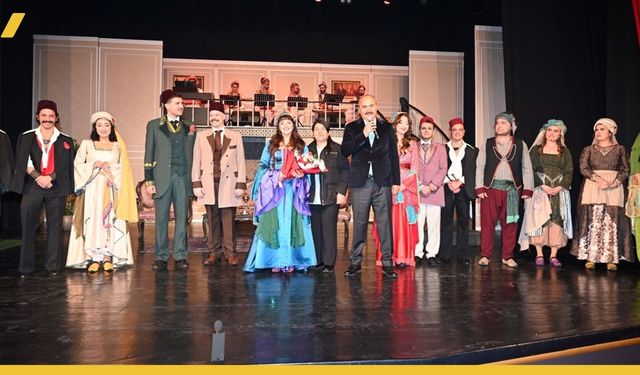 Diyarbakır Devlet Tiyatrosu Batman'da Sahne Aldı