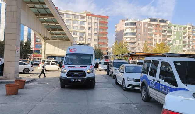 Siirt Barış Mahallesi'ndeki Silahlı Kavgada 5 Yaralı