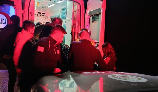 Siirt'te Korkutan Trafik Kazası: 2 Kişi Yaralandı