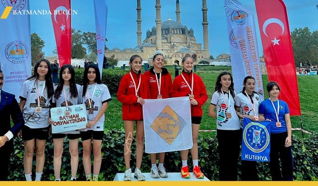 Batmanlı Oryantiringciler Türkiye Şampiyonası'nda Zirveye Çıktı