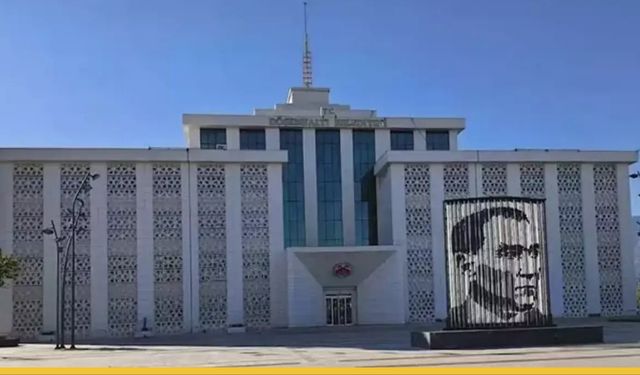 Antalya Döşemealtı Belediyesi’nde "Hayalet Konteyner" Operasyonu: 7 Milyonluk Vurguna 10 Gözaltı!