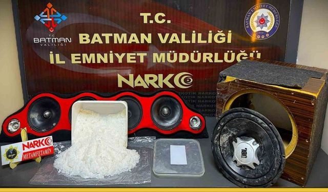 Batman’da Hoparlörden Müzik Değil Zehir Çıktı: Narkotik Köpeği Sevkiyatı Bozuverdi